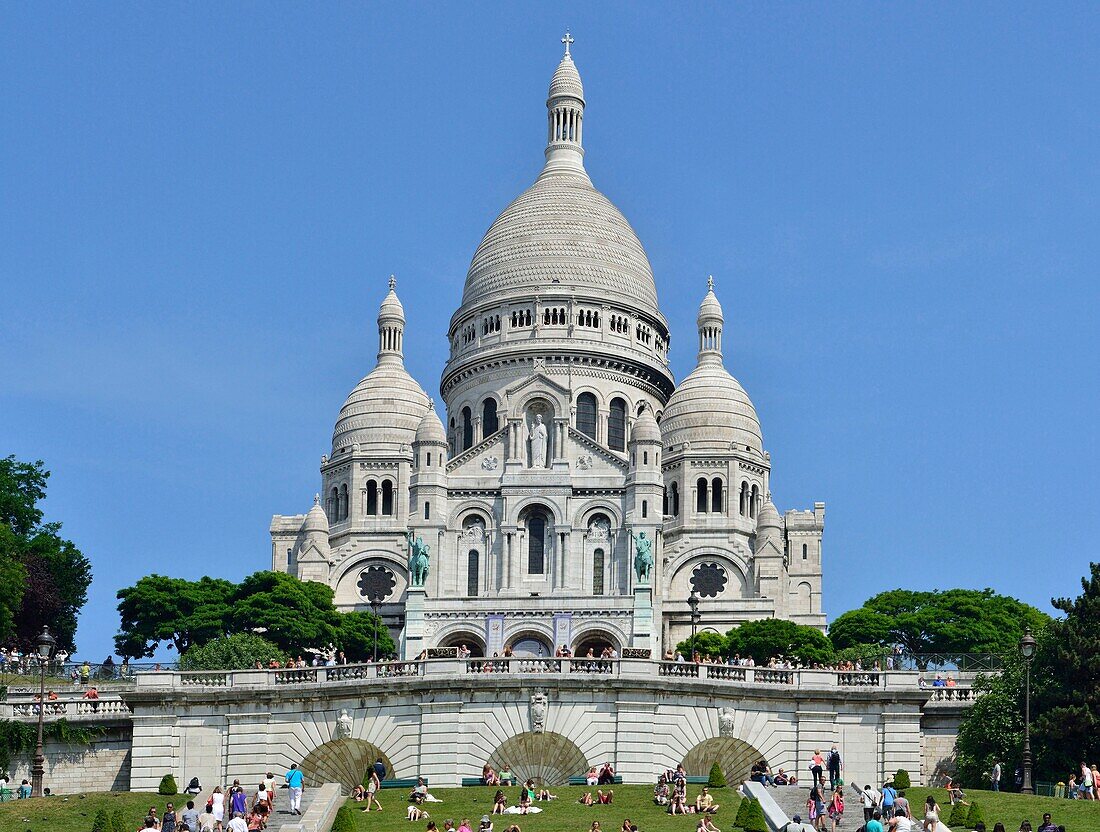 France,Paris,Montmartre,Sacre Coeur basilica