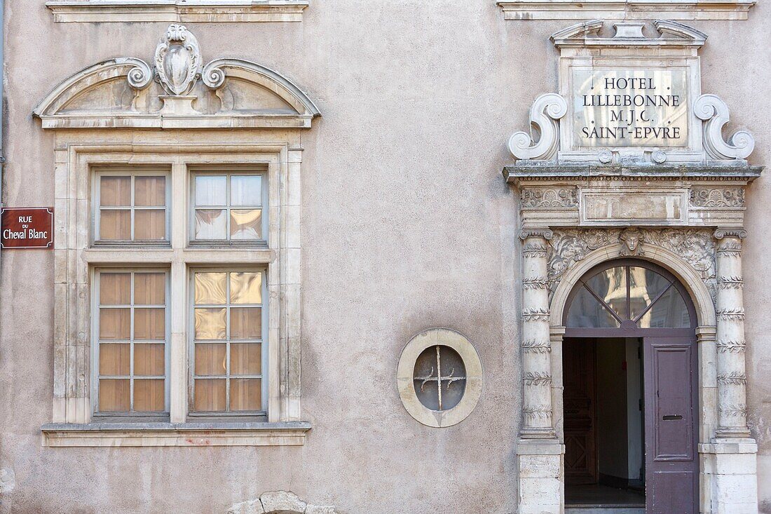 France,Meurthe et Moselle,Nancy,facade of former Hotel de Lillebonne (16th century) in Renaissance style today the Maison des Jeunes et de la Culture in the old town Cheval Blanc street