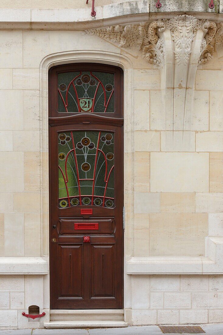 France,Meurthe et Moselle,Nancy,door and facade of a house in Art Nouveau style