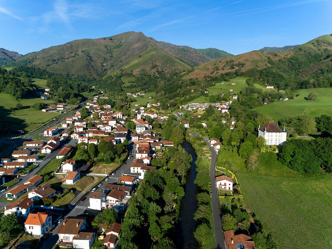 Frankreich,Pyrenees Atlantiques,Baskenland,Saint Etienne de Baigorry