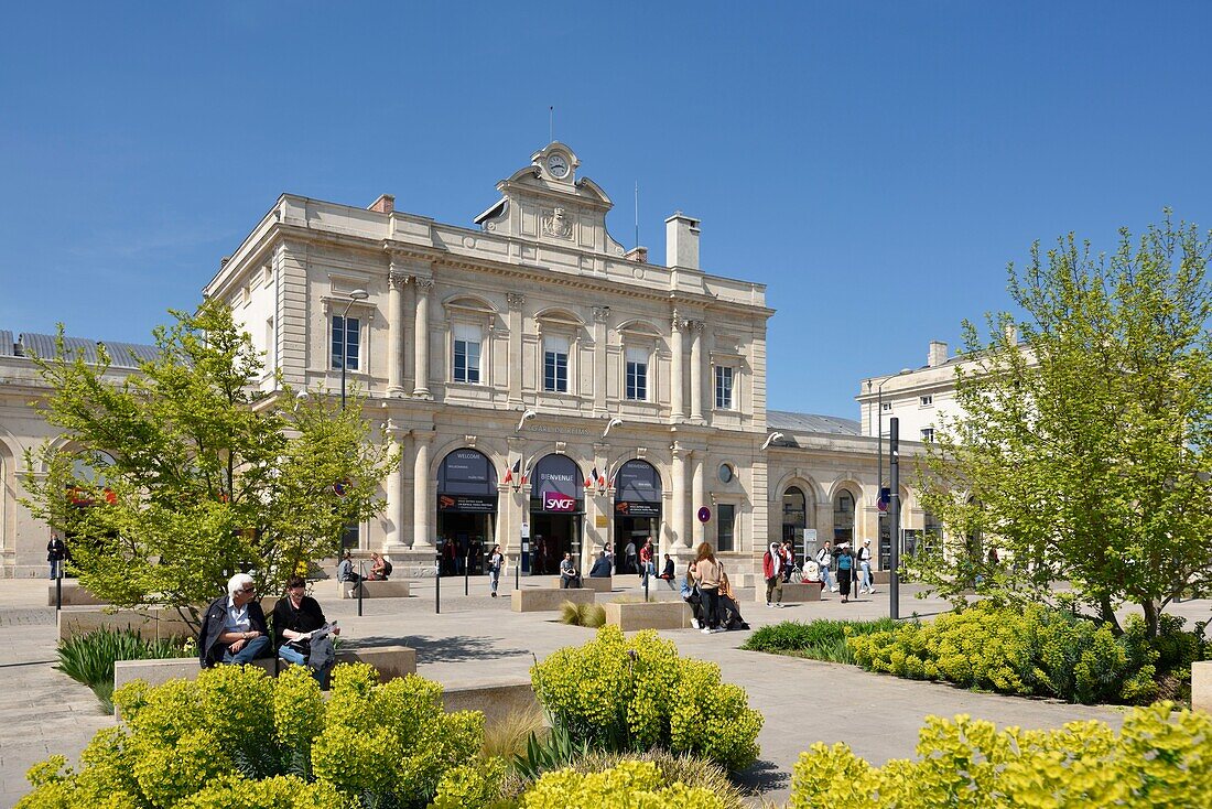 France,Marne,Reims,train station,facade