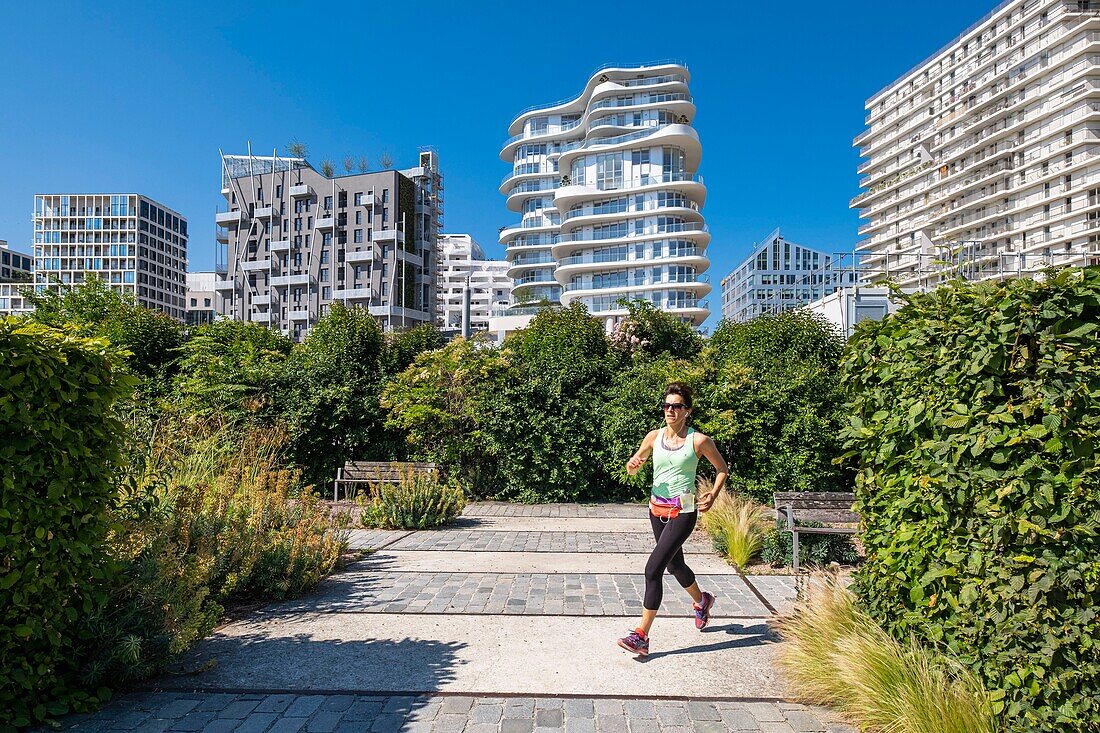 France,Paris,along the GR® Paris 2024 (or GR75),metropolitan long-distance hiking trail created in support of Paris bid for the 2024 Olympic Games,Batignolles district,Clichy-Batignolles - Martin-Luther-King park