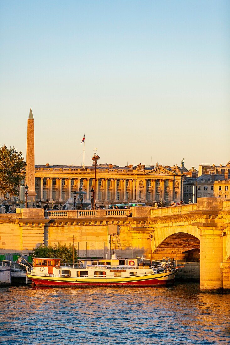 France,Paris,area listed as World Heritage by UNESCO,the banks of the Seine,the bridge and the Place de la Concorde with the obelisk