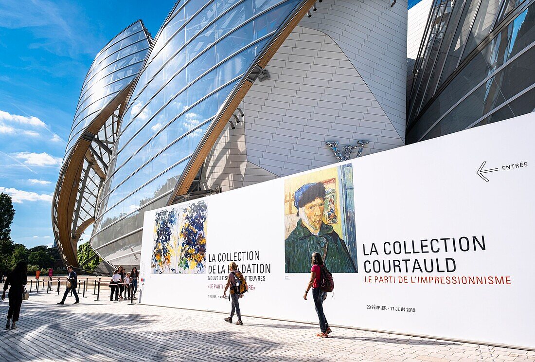 Frankreich,Paris,entlang des GR® Paris 2024 (oder GR75),städtischer Fernwanderweg zur Unterstützung der Pariser Bewerbung für die Olympischen Spiele 2024,Bois de Boulogne,Louis-Vuitton-Stiftung des Architekten Frank Gehry