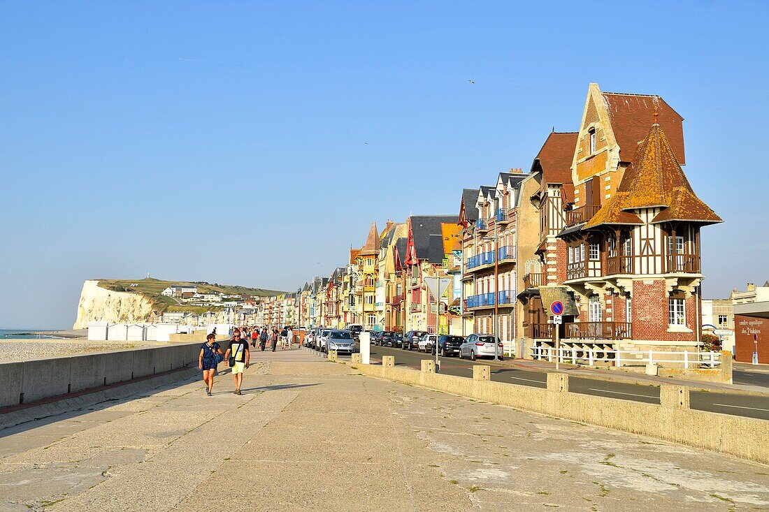 France,Somme,Mers-les-Bains,searesort on the shores of the Channel,the beach and its 300 beach cabins,the chalk cliffs in the background