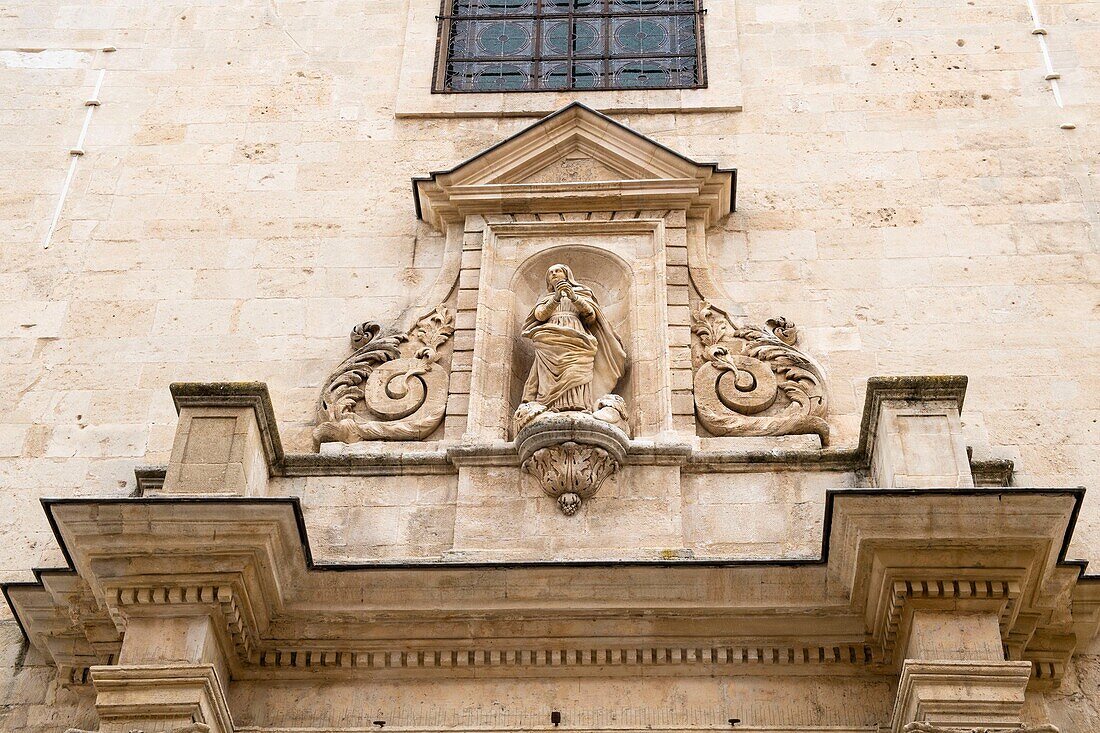 Frankreich,Vaucluse,Luberon,Apt,Statue der Kathedrale der Heiligen Anna