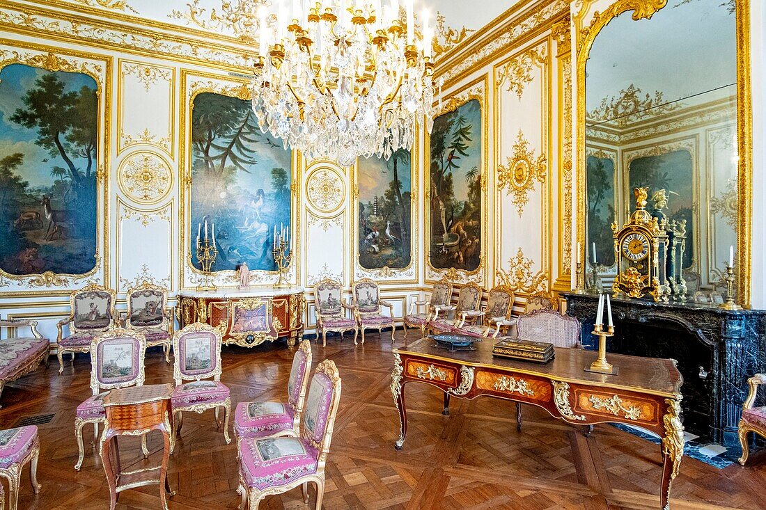 France,Oise,Chantilly,the castle of Chantilly,the museum of Conde,the room of Monsieur le Prince