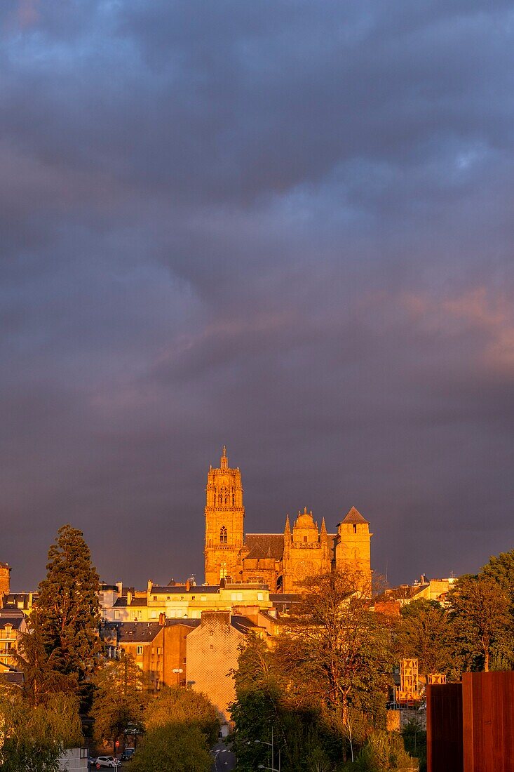 France,Aveyron,Rodez,the cathedral dating from the 13th 16th centuries