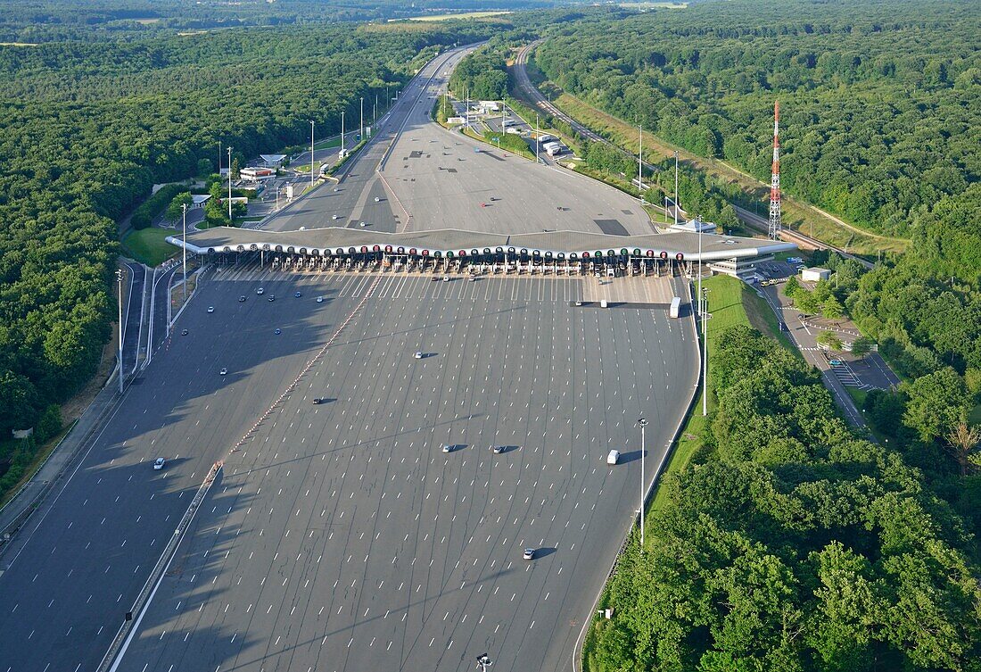 France,Yvelines,Saint Arnoult,motorway A10,toll (aerial view)