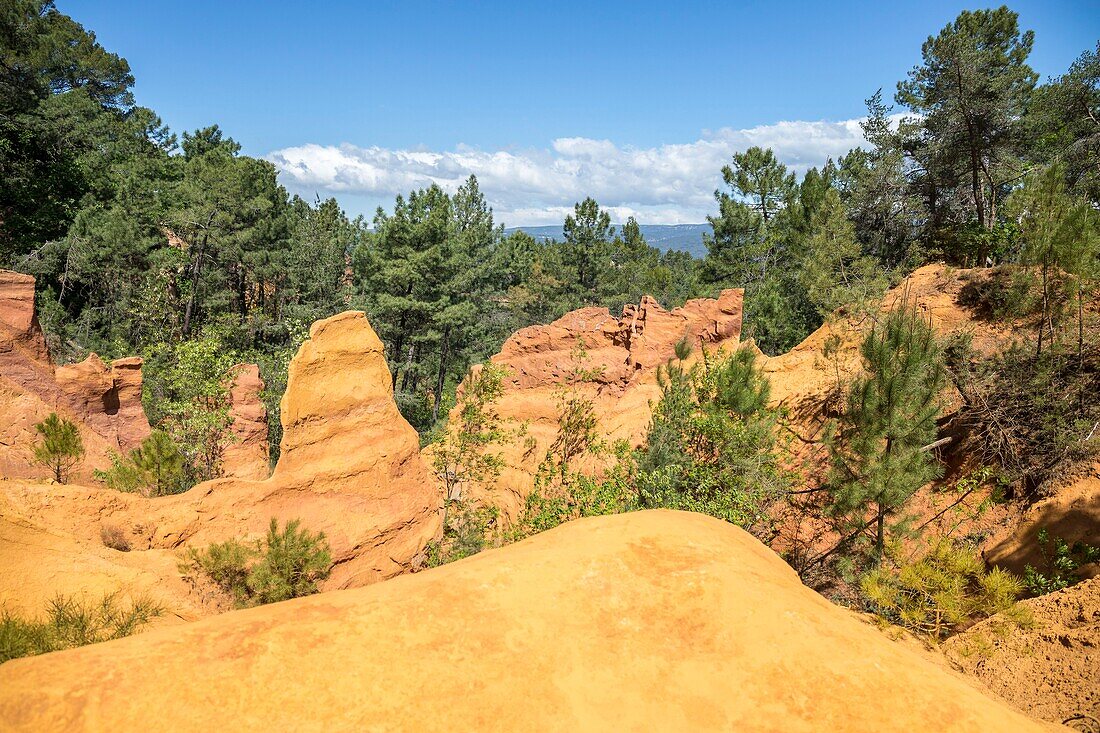 France,Vaucluse,Luberon Regional Natural Park,Roussillon,labeled the Most Beautiful Villages of France,the Sentier des Ocres