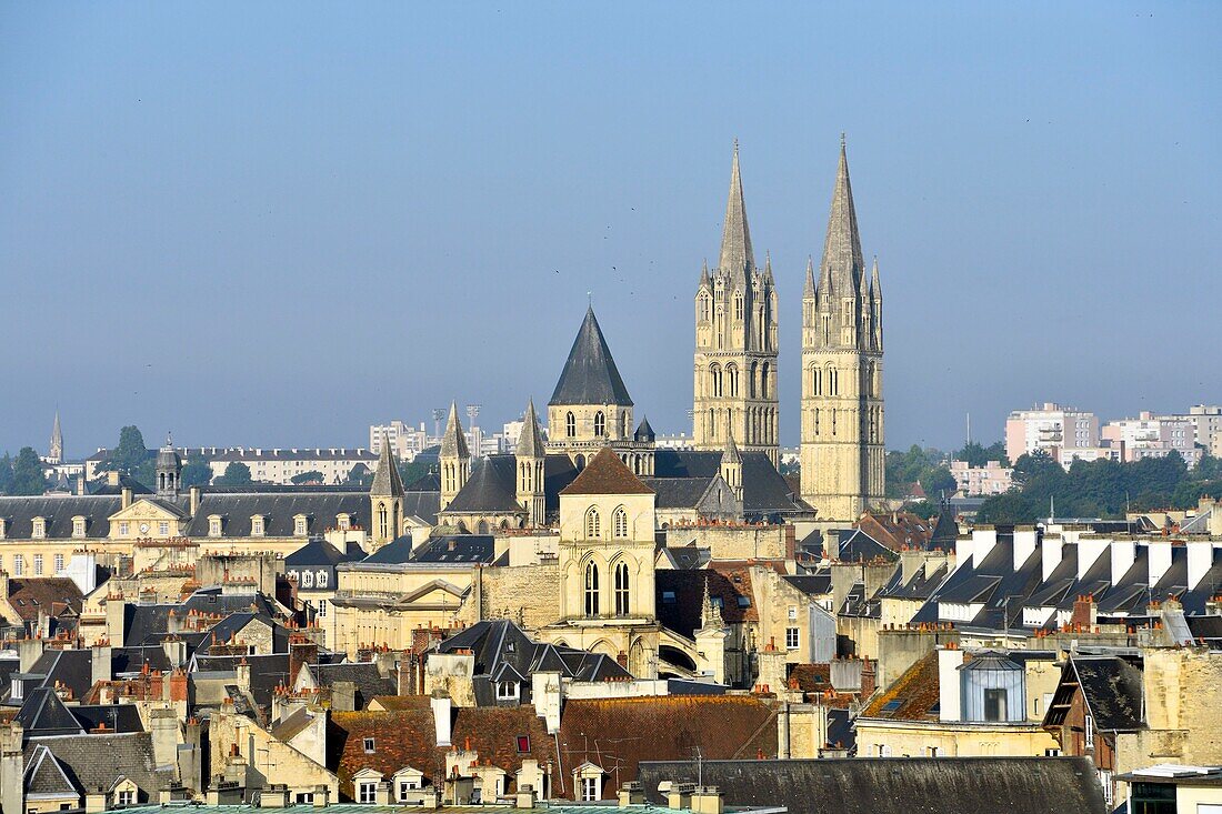 Frankreich,Calvados,Caen,Blick auf die Altstadt von der Burg von Wilhelm dem Eroberer,Herzogspalast,Abbaye aux Hommes und Kirche Saint Etienne