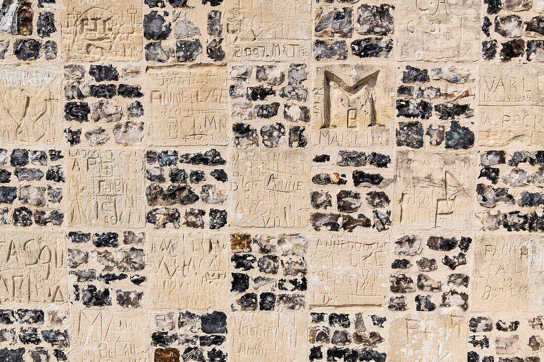 Frankreich,Somme,Baie de Somme,Saint Valery sur Somme,Kap Hornu,Die Kapelle der Matrosen in Saint Valery sur Somme und ihre Wände mit Inschriften, von denen einige mehr als ein Jahrhundert alt sind