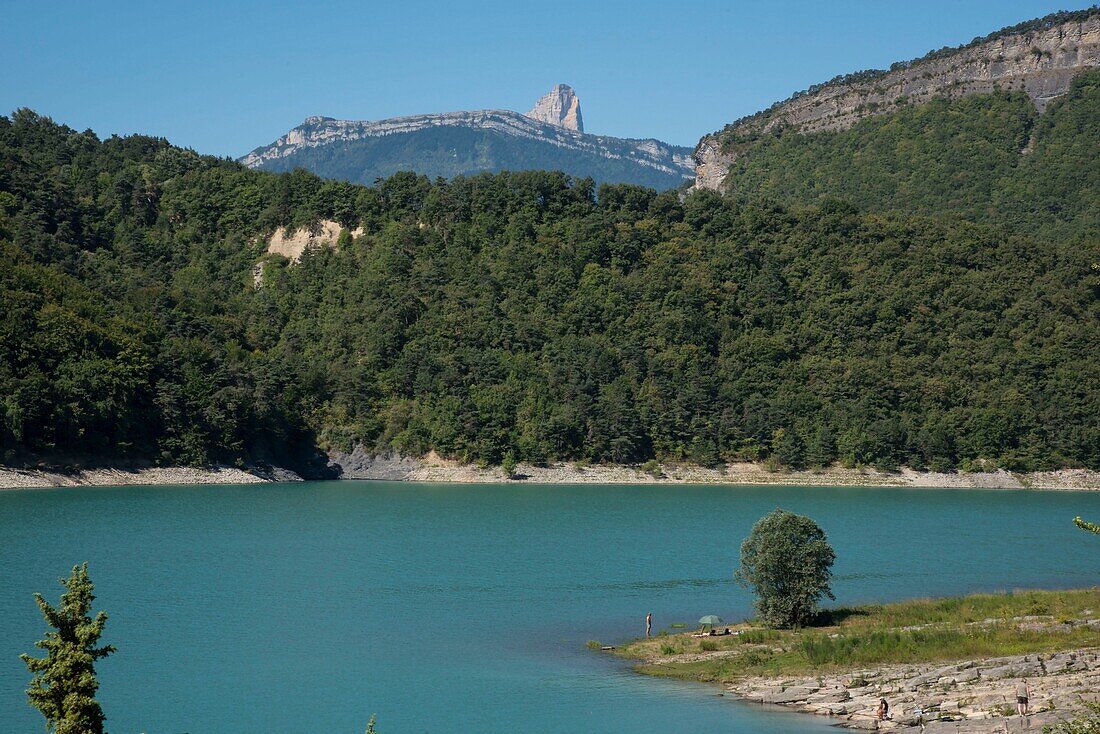 France,Isere,Trieves,lake of Monteynard,the beginning of the walk of the footbridges on the commune of Savel and the mount Aiguille (2087 m)