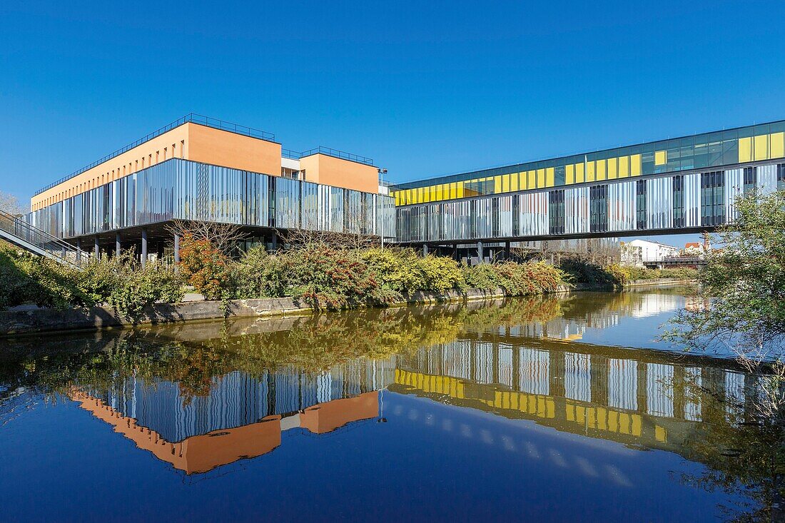 France,Meurthe et Moselle,Nancy,modern building of the IRR Puy (Regional Institute for readaption) in the Rives de Meurthe district along the Meurthe canal