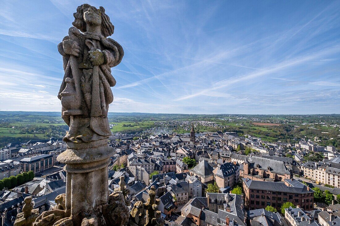 Frankreich,Aveyron,Rodez,Überblick über die Stadt von der Spitze der Kathedrale Notre Dame