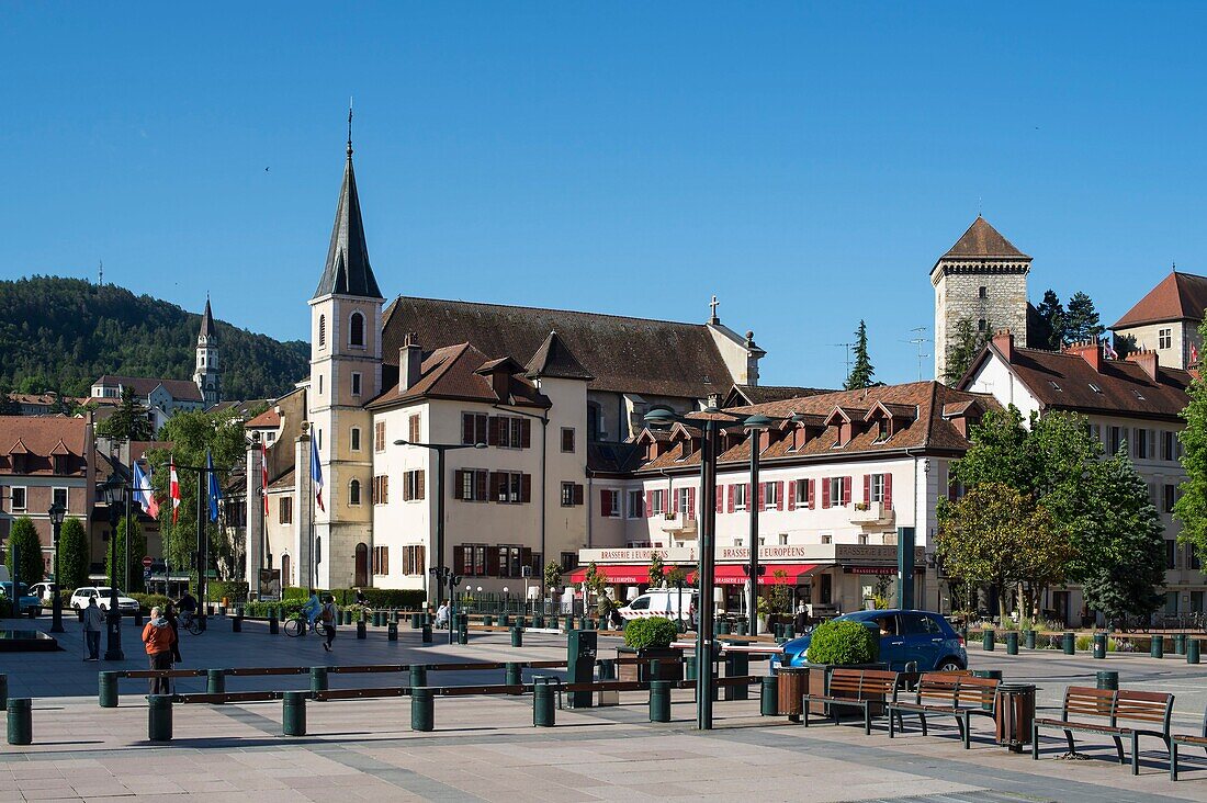 France,Haute Savoie,Annecy,from the Place de l'Hotel de Ville,the steeples of Saint Francois Church and the basilica of the visitation,the castle towers