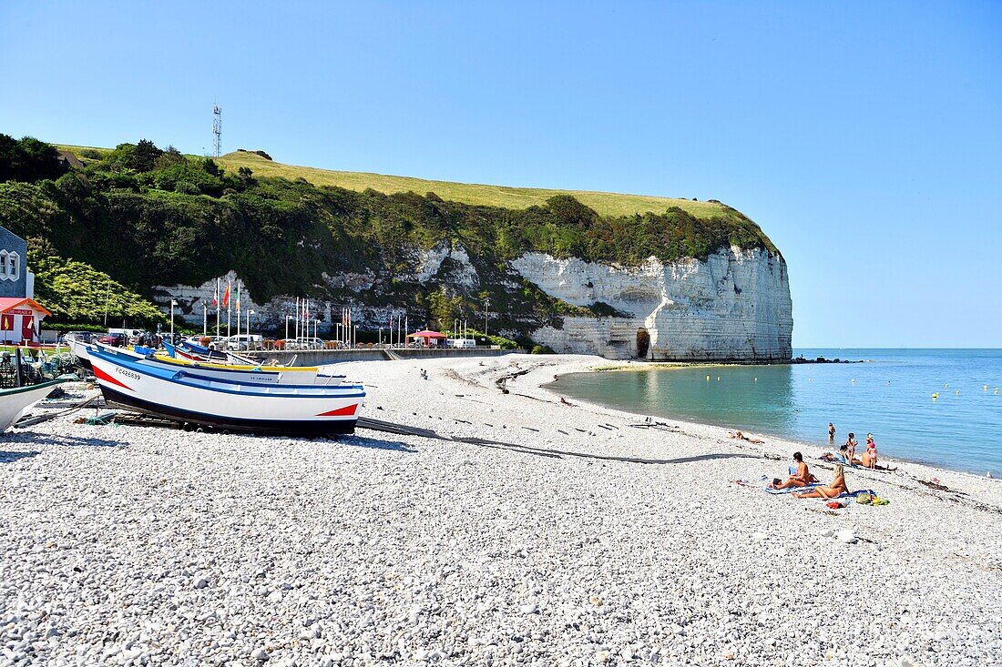 Frankreich,Seine Maritime,Yport,der Strand und die Steilküste