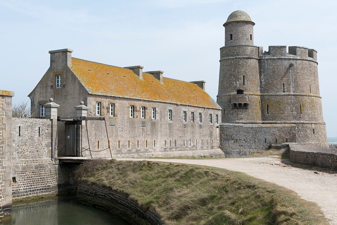 Frankreich,Manche,Cotentin,Insel Tatihou,Vauban-Turm aus dem Jahr 1694, von der UNESCO zum Weltkulturerbe erklärt