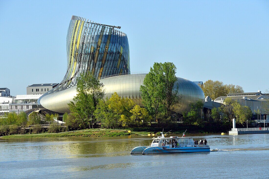 Frankreich,Gironde,Bordeaux,von der UNESCO zum Weltkulturerbe erklärtes Gebiet,die Stadt des Weins,entworfen von den Architekten der Agentur XTU und dem englischen Szenografiebüro Casson Mann Limited