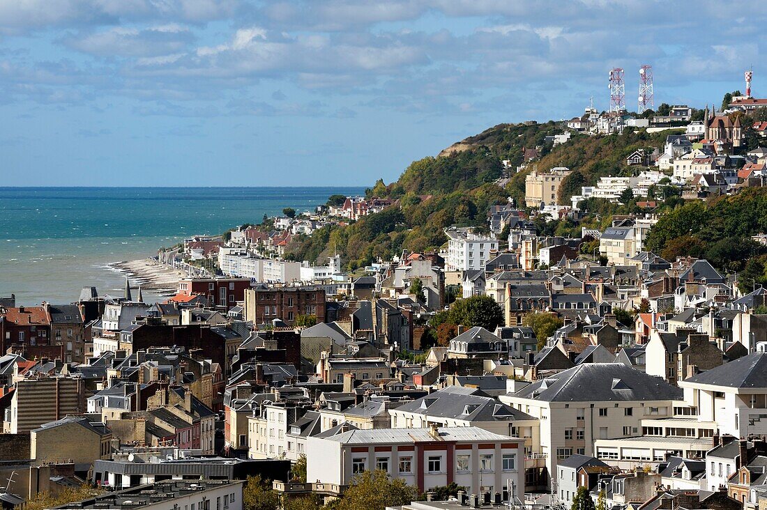 Frankreich,Seine Maritime,Le Havre,der Hügel von Sainte Adresse im Hintergrund