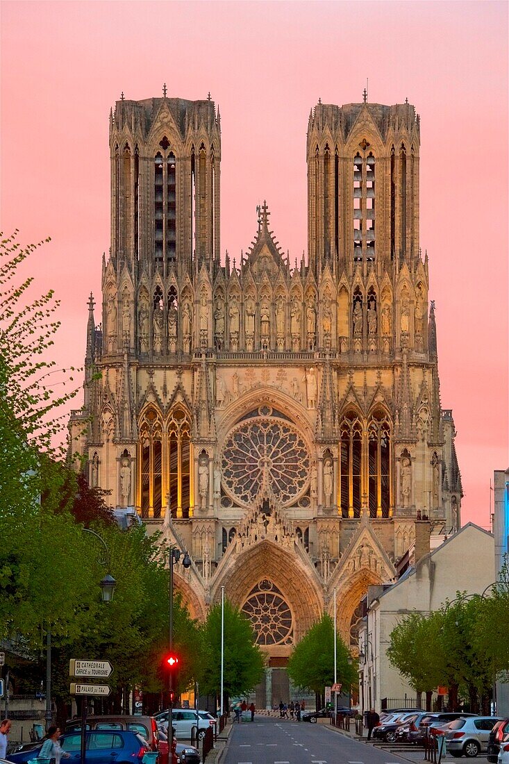 Frankreich,Marne,Reims,Kathedrale Notre Dame,von der UNESCO zum Weltkulturerbe erklärt,die Westfassade
