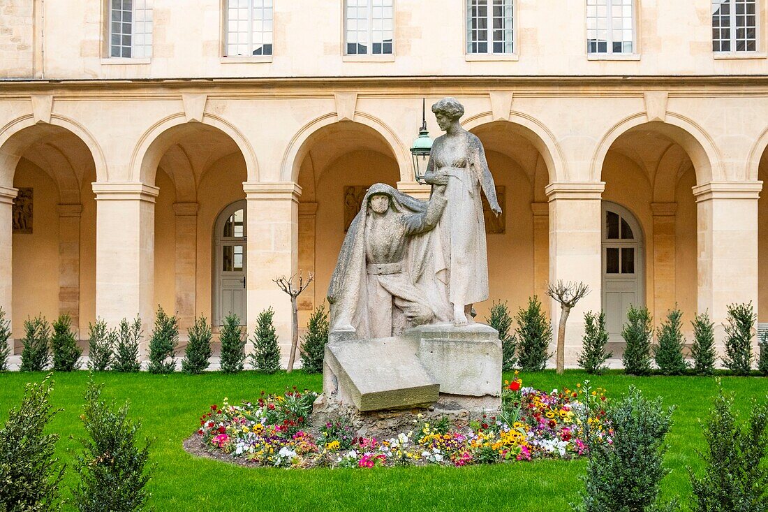 France,Paris,Sainte Genevieve Mountain District,Henri IV High School