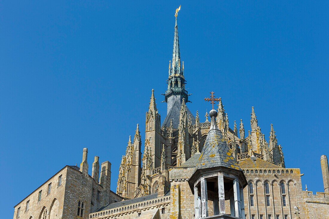 Frankreich,Manche,Bucht von Mont Saint Michel,von der UNESCO zum Weltkulturerbe erklärt,Mont Saint Michel,die Abteikirche