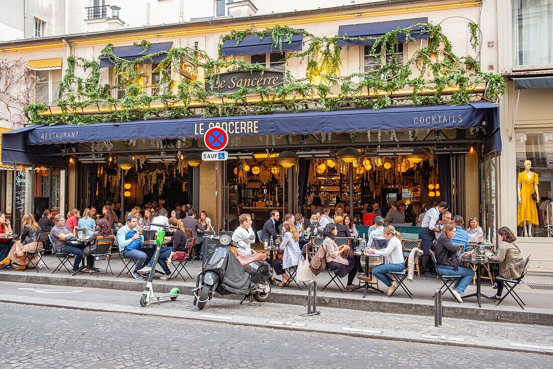 France,Paris,Montmartre district,cafe in the Rue des Abbesses,Le Sancerre cafe