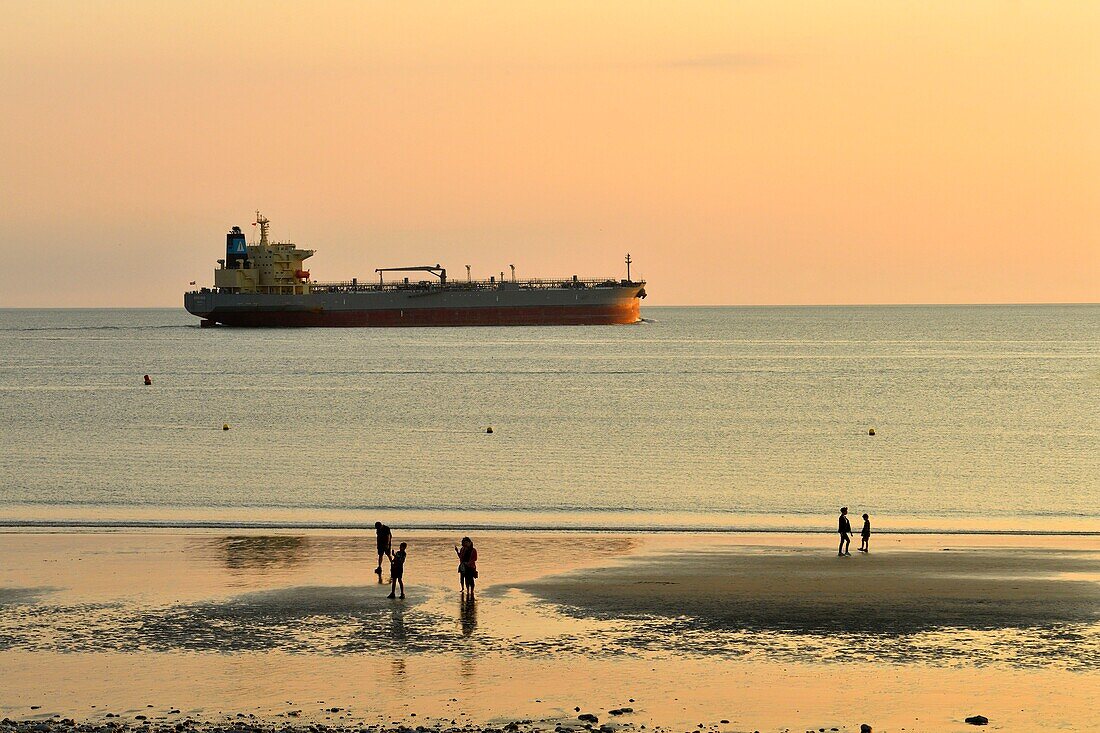 Frankreich,Seine Maritime,Le Havre,von Auguste Perret wiederaufgebaute Stadt, von der UNESCO zum Weltkulturerbe erklärt,der Strand