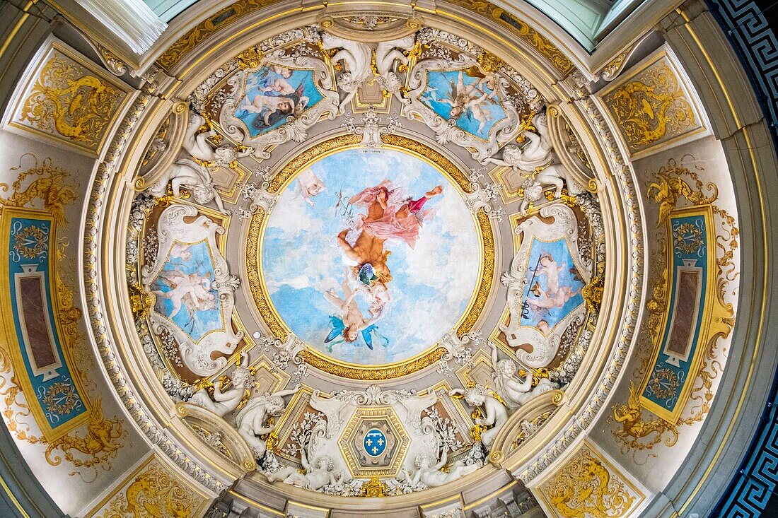 Frankreich,Oise,Chantilly,Schloss von Chantilly,Deckengemälde in der Rotunde am Fuße der Gemäldegalerie