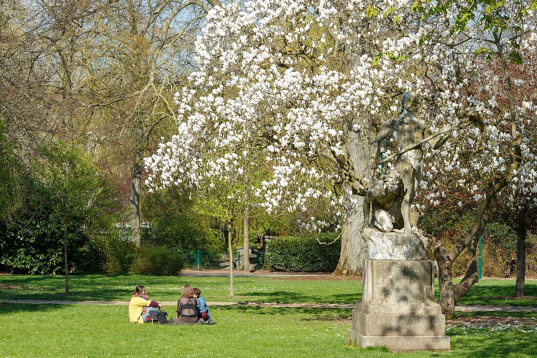 France,Meurthe et Moselle,Nancy,Parc de la Pepiniere (Pepiniere public garden) next to Stanislas square (former royal square) built by Stanislas Leszczynski,King of Poland and last Duke of Lorraine in the 18th century,listed as World Heritage by UNESCO,group of statues called "On Veille" (1885) by Edmond Desca made of white marble