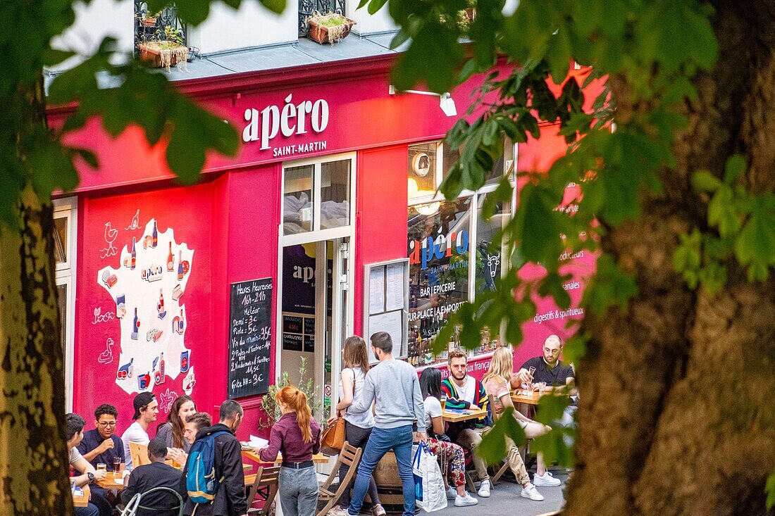 France,Paris,the Canal Saint Martin