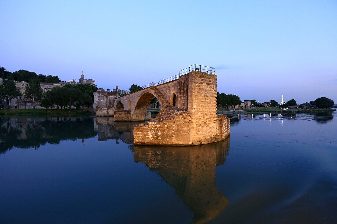 Frankreich,Vaucluse,Avignon,Brücke Saint Benezet (XII Jahrhundert) Klasse Welterbe der UNESCO an der Rhone