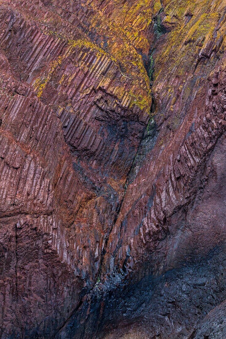 Frankreich,Corse du Sud,Scandola-Reservat, von der UNESCO zum Weltkulturerbe erklärt, Basaltorgeln