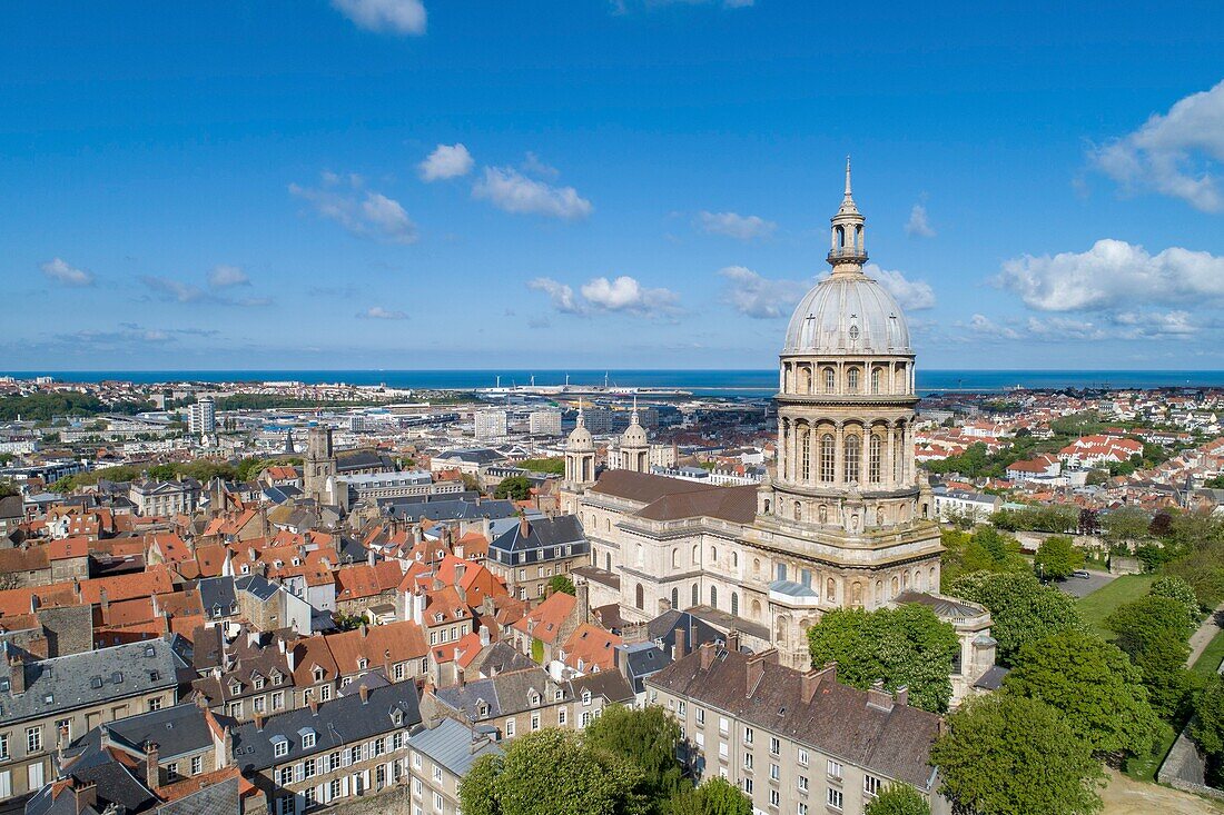 France,Pas de Calais,Boulogne sur Mer,Basilique Notre Dame de l'Immaculee Conception (aerial view)