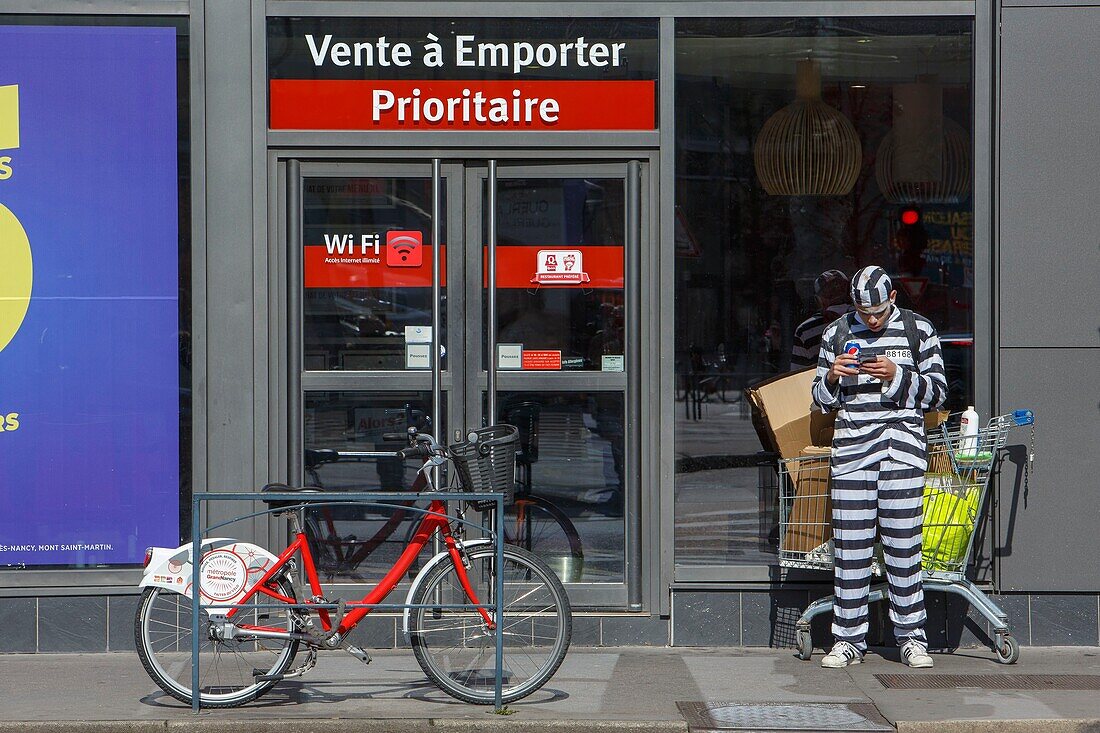 France,Meurthe et Moselle,Nancy,student wearing a disguise during the Percent,a traditional festival in the eastern region of France which takes place 100 days before the bachelor's degree