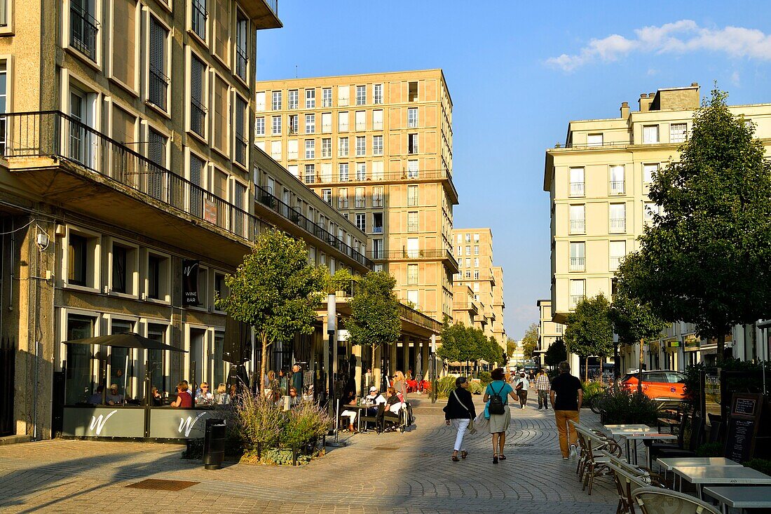 Frankreich,Seine Maritime,Le Havre,von Auguste Perret wiederaufgebaute Stadt, von der UNESCO zum Weltkulturerbe erklärt,rue Victor Hugo