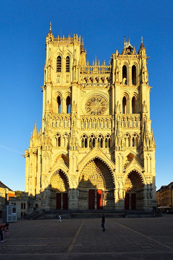 France,Somme,Amiens,Notre-Dame cathedral,jewel of the Gothic art,listed as World Heritage by UNESCO,the western facade