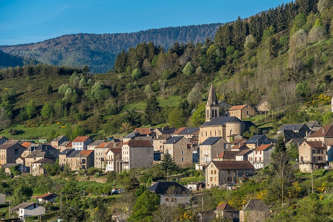 Frankreich,Ardeche,Parc Naturel Regional des Monts d'Ardeche (Regionales Naturschutzgebiet der Berge der Ardeche),Dorf Saint Martial,Vivarais,Gebiet Sucs