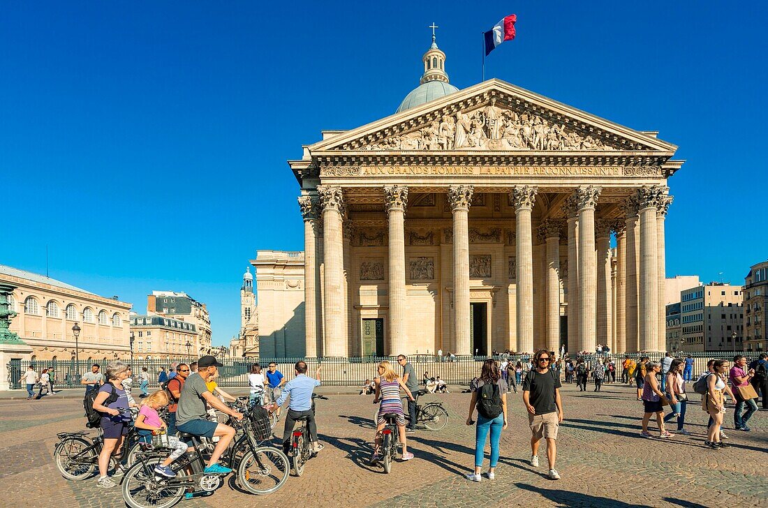 France,Paris,Latin Quarter,Pantheon (1790) neoclassical style,building in the shape of a Greek cross built by Jacques Germain Soufflot and Jean Baptiste Rondelet