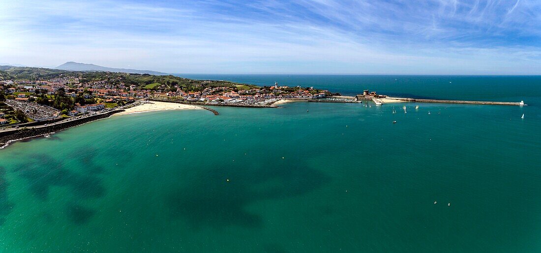 Frankreich,Pyrenees Atlantiques,Baskenland,Bucht von Saint Jean de Luz (Luftaufnahme)