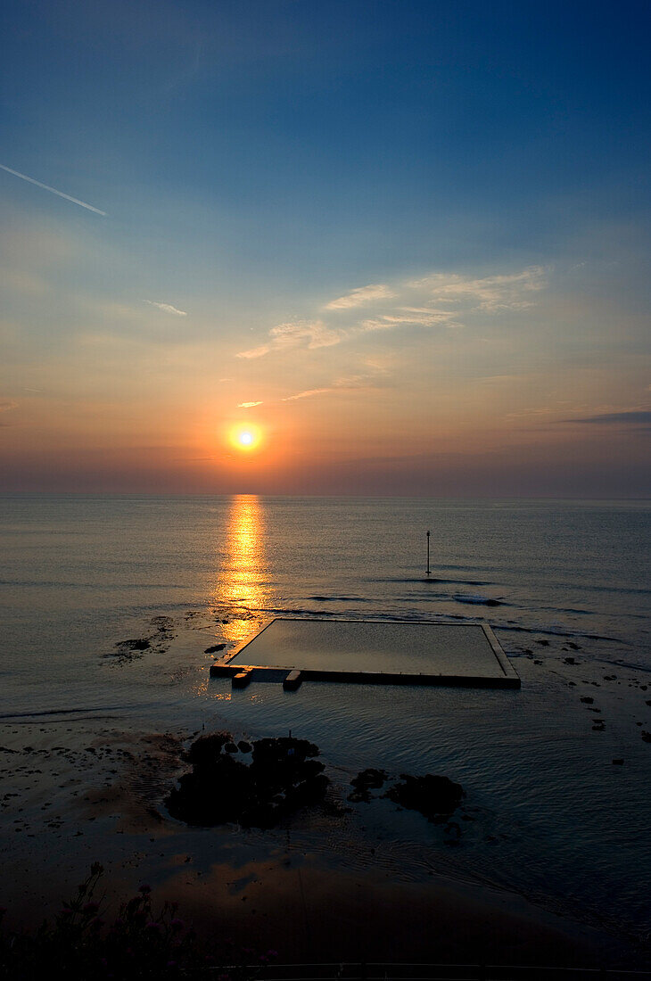 Sonnenaufgang über der Viking Bay, Broadstairs, Kent, England