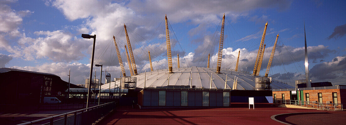 Uk,England,London,And Canary Wharf Development,North Greenwich,Or O2 Arena,Panoramic Shot Of Millennium Dome