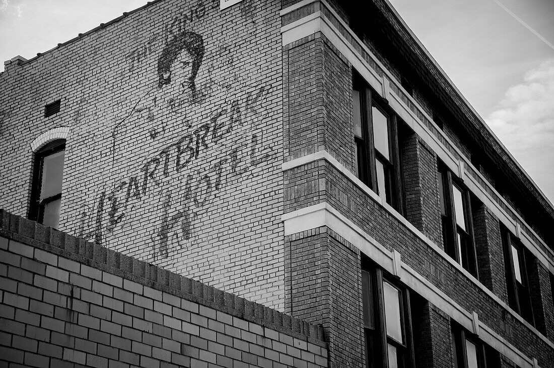 USA,Tennessee,Heartbreak Hotel facade,Memphis