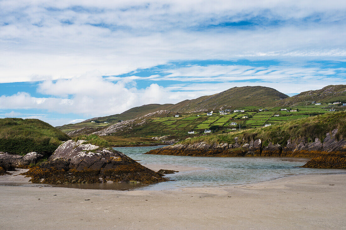 UK,Irland,Grafschaft Kerry,Halbinsel Iveragh,Strand und Hafen von Derrynane