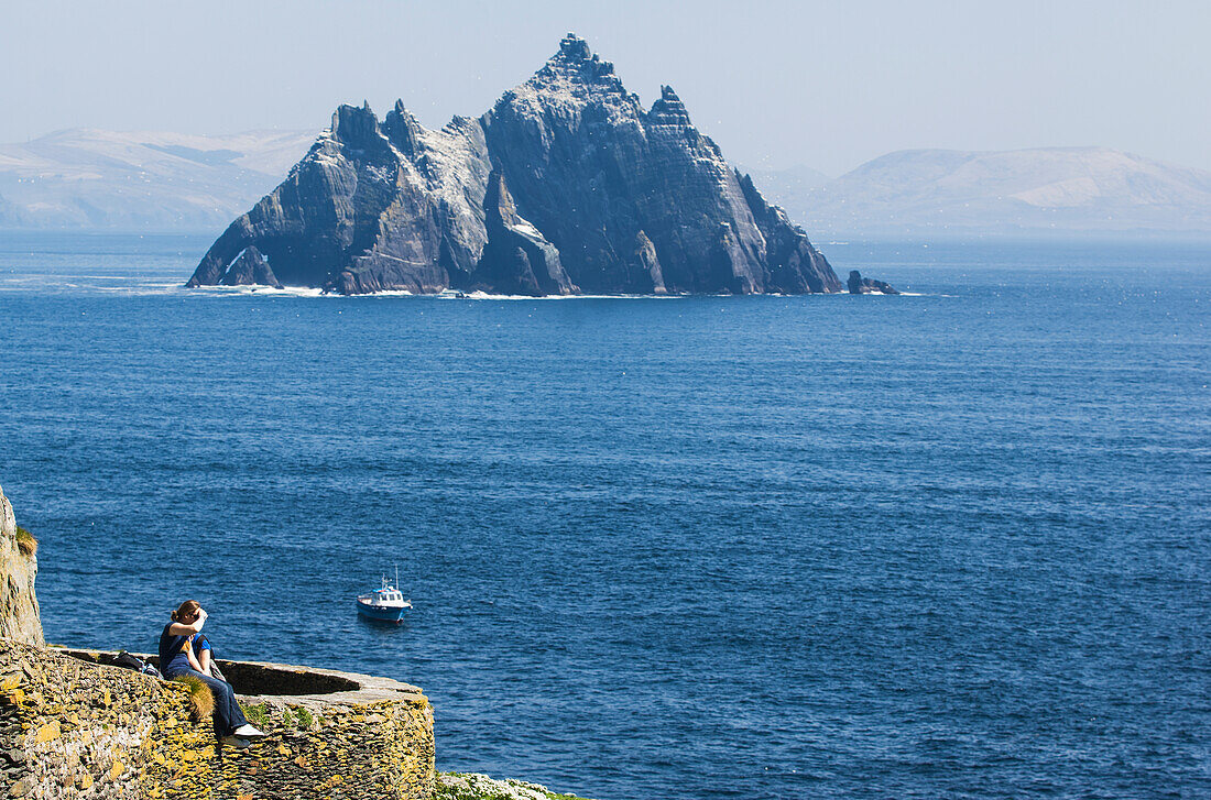 UK,Irland,County Kerry,Skellig Islands,Blick auf Little Skellig von Skellig Michael