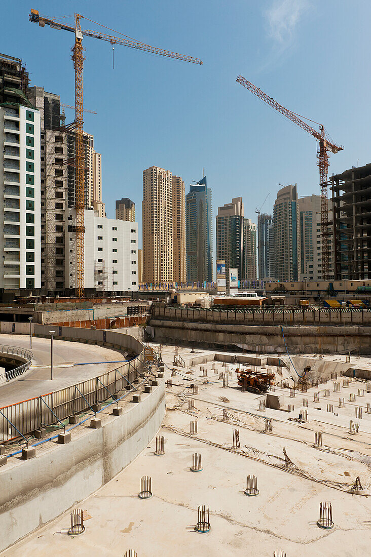 Verlassene Baustelle in Dubai Marina, Dubai, Vereinigte Arabische Emirate