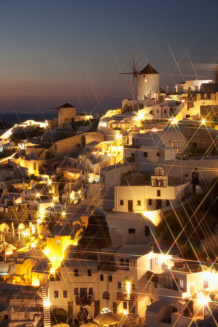 Griechenland, Blick auf die griechische Stadt, Oia