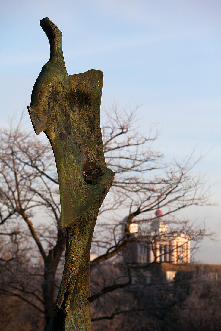 Henry Moore Statue And Royal Observatory,Greenwich Park,Greenwich,London,England,Uk