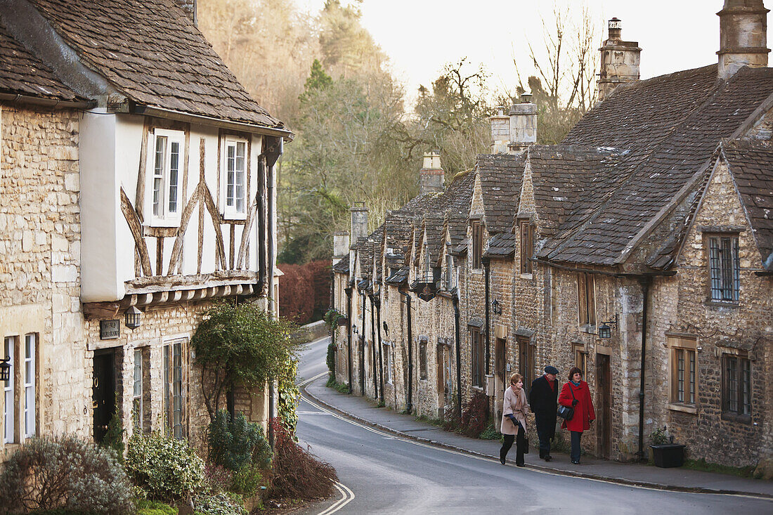 Town Street,Wiltshire,England,Uk